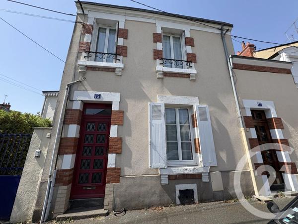 Maison à vendre  4 pièces - 102 m 2   CHATEAUROUX  - 36