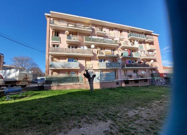 Appartement à vendre    3 pièces • 55,46 m2 Manosque