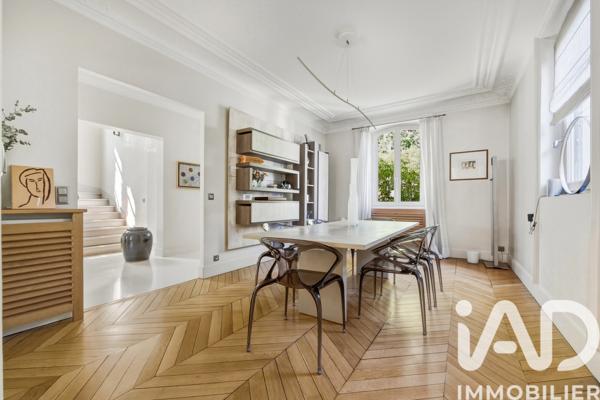 Maison à vendre 9 pièces 356 m² Saint-Mandé