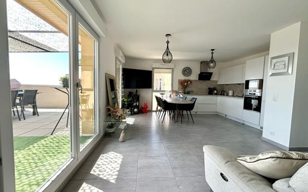 Appartement à vendre    3 pièces • 67,23 m2 Grasse