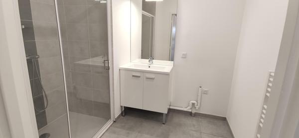 LOCATION ANGERS HAUT DE SAINT AUBIN _ MAY FLOWER _ D103, Angers 49100