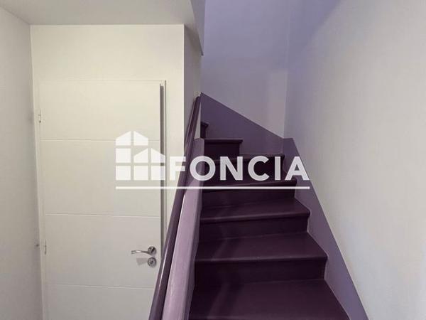 Location Maison 3 pièces 66 m² - 3 RUE DU SYNDICAT La Roche-blanche 63670