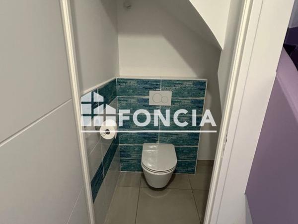 Location Maison 3 pièces 66 m² - 3 RUE DU SYNDICAT La Roche-blanche 63670