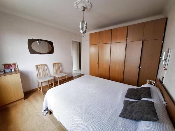 appartement Les Sables-d'Olonne Grand T3 proche Arago avec garage et cave