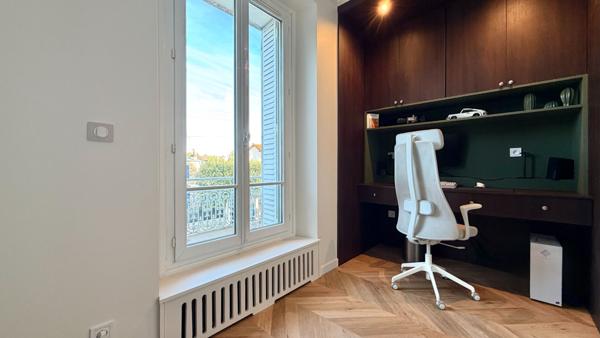 Maison Corbeil Essonnes 8 pièce(s) 209 m2