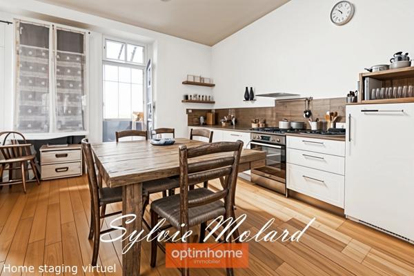 maison familiale de 146m2 - 6 pièces - jardin - fort potentiel de rénovation - Dole