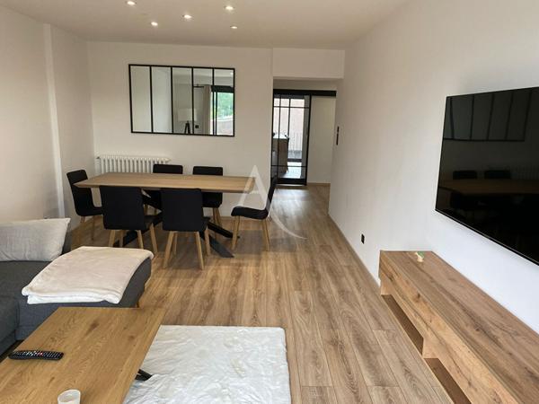 Spécial investisseurs appartement Pau 4 pièce(s) 84 m2 Parking et cave