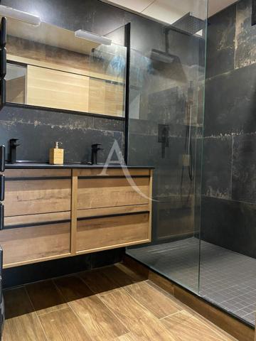 Spécial investisseurs appartement Pau 4 pièce(s) 84 m2 Parking et cave