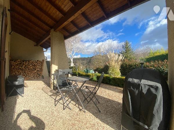 Villa de 90m² de plain pieds sur le terrain plus sous sol semi-enterré