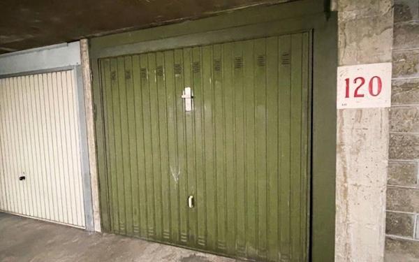 Stationnement à vendre