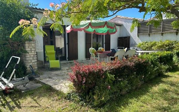 Maison à vendre    5 pièces •  Le Bois-Plage-en-Ré