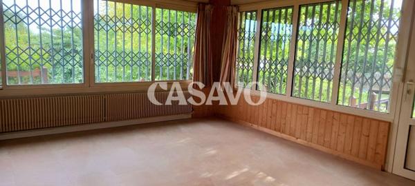 Vente Maison 6 pièces de 140m² - 33570 Montagne