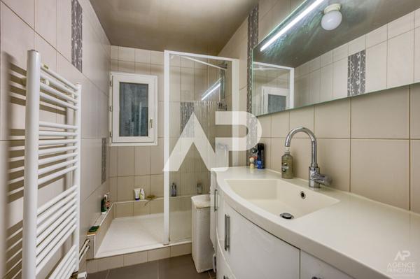 Maison Rueil Malmaison 5 pièce(s) 110 m2 €699 000 ** - Référence 19513