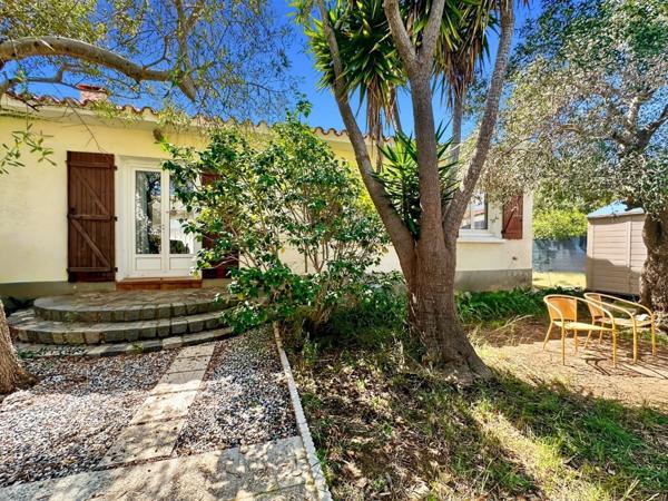 Dpt Pyrénées Orientales (66), à vendre ARGELES SUR MER - Maison 5 pièces 107 m² - Jardin - 3 chambres - 2 Dépendances 1 studio 1 buanderie