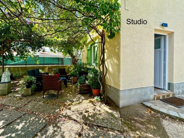 Dpt Pyrénées Orientales (66), à vendre ARGELES SUR MER - Maison 5 pièces 107 m² - Jardin - 3 chambres - 2 Dépendances 1 studio 1 buanderie