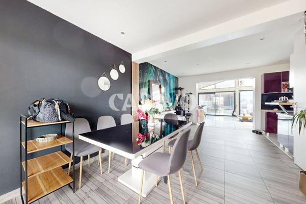 Vente Maison 5 pièces de 122m² - 77124 Villenoy