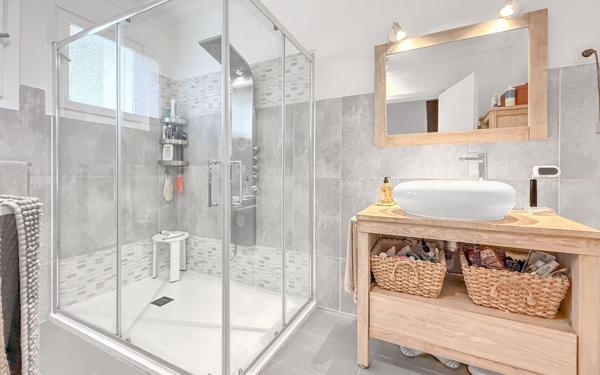 Maison à vendre    4 pièces •  Blausasc