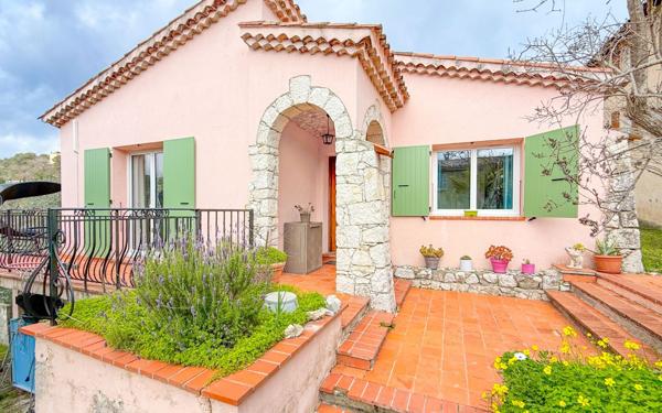 Maison à vendre    4 pièces •  Blausasc