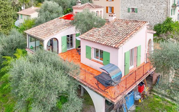 Maison à vendre    4 pièces •  Blausasc