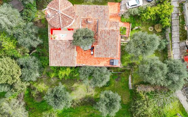 Maison à vendre    4 pièces •  Blausasc