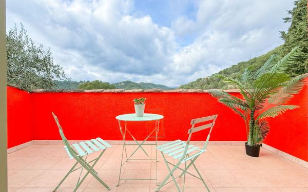 Maison à vendre    4 pièces •  Blausasc