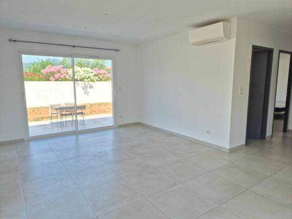 Maison récente de 63m2 avec terrain de 399m2 à Ghisonaccia