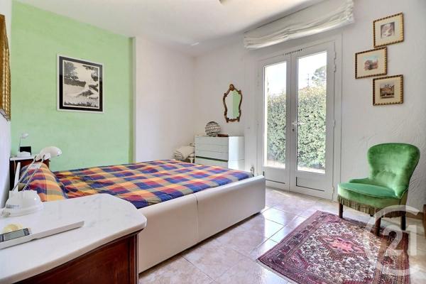 Maison à vendre  5 pièces - 150 m2 ST RAPHAEL - 83