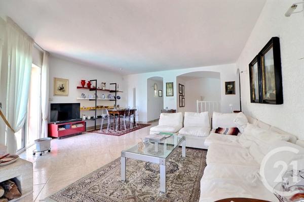 Maison à vendre  5 pièces - 150 m2 ST RAPHAEL - 83