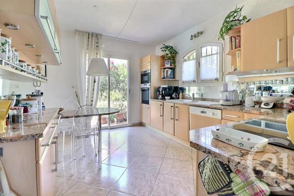 Maison à vendre  5 pièces - 150 m2 ST RAPHAEL - 83