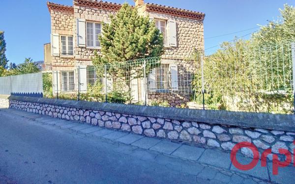 Maison à vendre    6 pièces • 151 m2 Prades