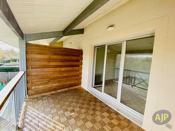 Vente appartement Lesparre Medoc : 120 000 € - AJP Lesparre Immobilier