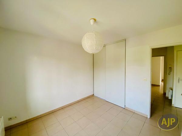 Vente appartement Lesparre Medoc : 120 000 € - AJP Lesparre Immobilier