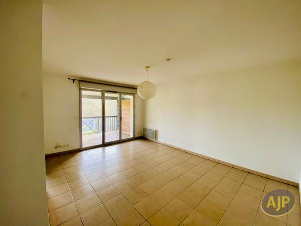 Vente appartement Lesparre Medoc : 120 000 € - AJP Lesparre Immobilier