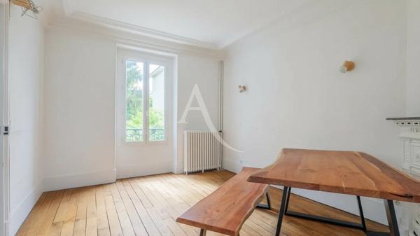 ** Coup de coeur ** RER A à pied | Jardin | Sous-sol TOTAL