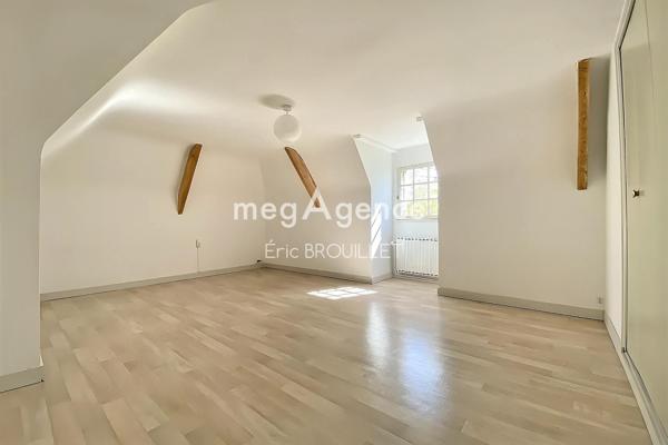 Maison à CHAMPTOCE-SUR-LOIRE, 49123 - 6 pièces 195m²