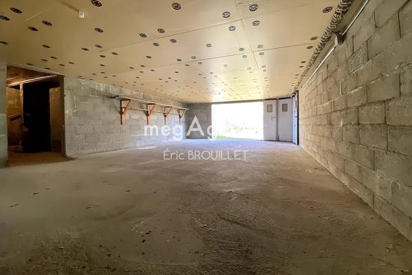 Maison à CHAMPTOCE-SUR-LOIRE, 49123 - 6 pièces 195m²