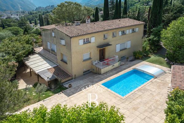 Aix-en-Provence, Maison 8 Chambres -  389 m² à vendre