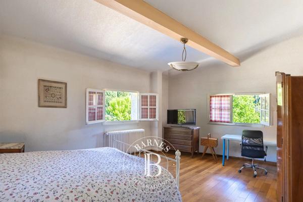 Aix-en-Provence, Maison 8 Chambres -  389 m² à vendre