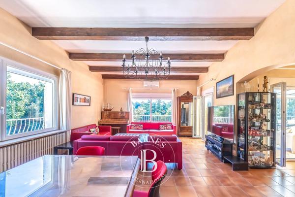 Aix-en-Provence, Maison 8 Chambres -  389 m² à vendre