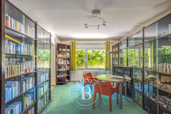 Aix-en-Provence, Maison 8 Chambres -  389 m² à vendre