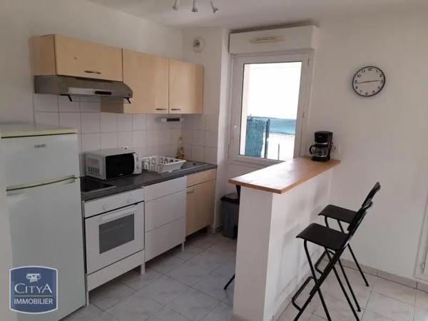 Appartement à louer 2 pièces 40.69m² Carcassonne (11000)