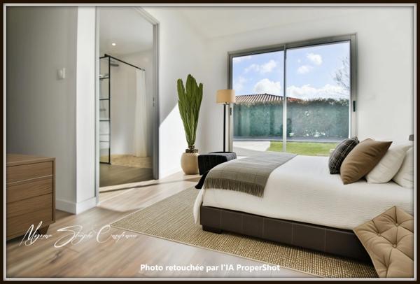 VILLA D'ARCHITECTE DE PLAIN PIED à vendre 6 pièces (40) DE 135 M² ENTRE FORET ET OCEAN