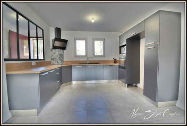 VILLA D'ARCHITECTE DE PLAIN PIED à vendre 6 pièces (40) DE 135 M² ENTRE FORET ET OCEAN