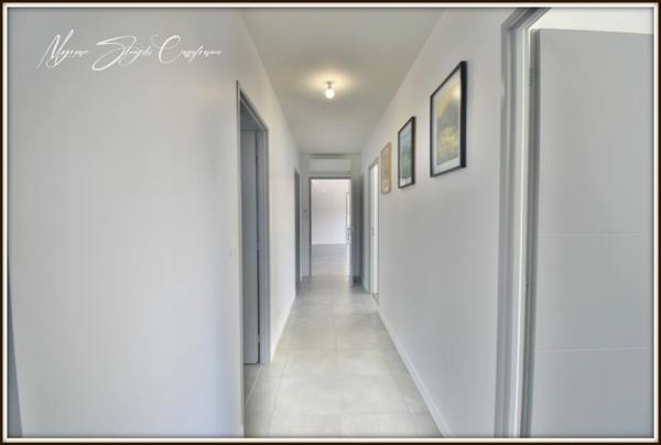 VILLA D'ARCHITECTE DE PLAIN PIED à vendre 6 pièces (40) DE 135 M² ENTRE FORET ET OCEAN