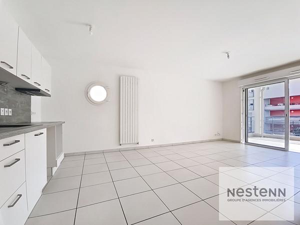 PORT FREJUS 2 T3 GARAGE CAVE