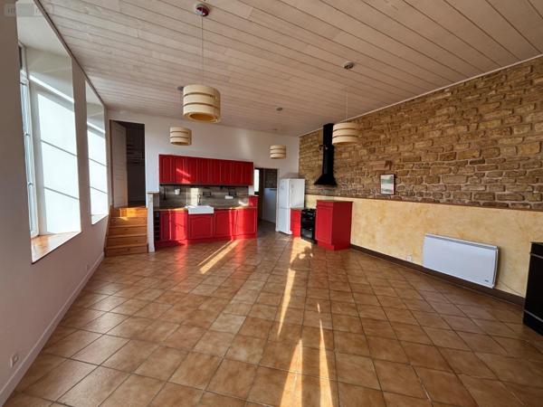 Maison restaurée à vendre à Cheveuges dans les Ardennes (08350), ref : 10305/1287 Maison restaurée à vendre à Cheveuges dans les Ardennes (08350), ref : 10305/1287 Maison restaurée à vendre à Cheveuges dans les Ardennes (08350), ref : 10305/1287