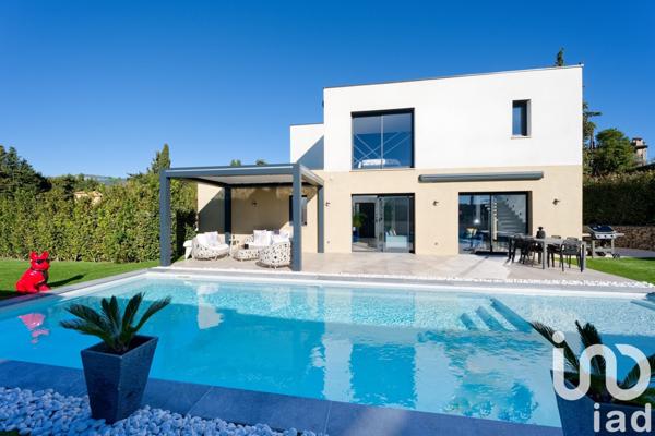 Maison à vendre 5 pièces 152 m² Grasse