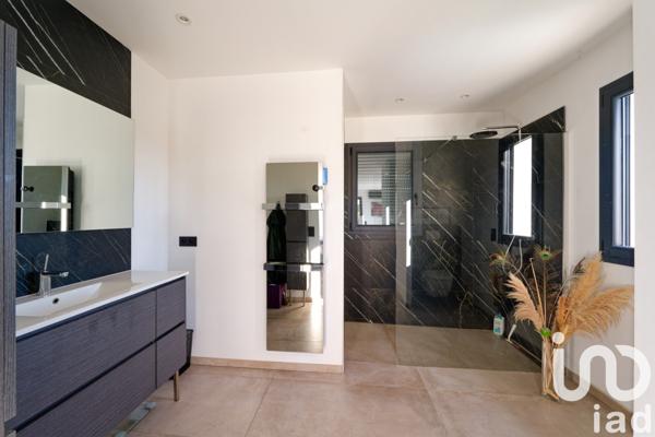 Maison à vendre 5 pièces 152 m² Grasse