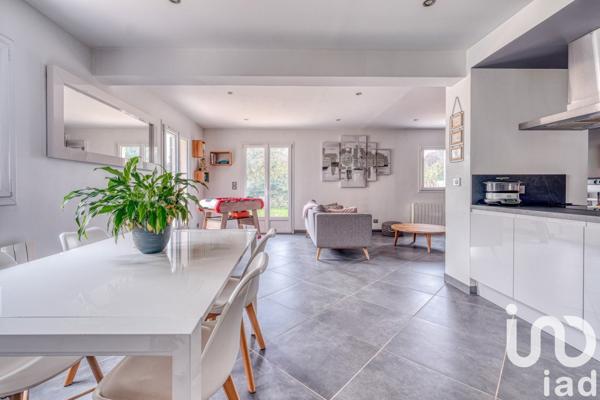 Maison à vendre 6 pièces 115 m² Montévrain