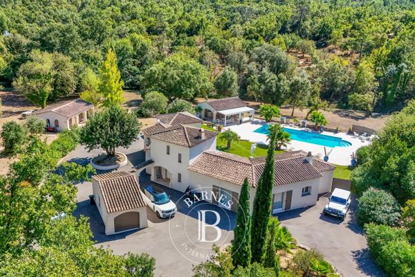 Le Muy, Villa 5 Chambres -  186 m² à vendre